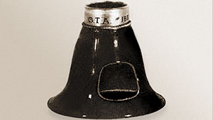 GIA 10x Eye Loop A 10x eye loupe that debuted in 1934 was the first gem instrument developed by GIA.