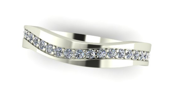 Jewelry Design & Technology program alum Jessica Meng gave her imagination free reign in this edgy wedding band. Get ready to channel your creativity to make beautiful jewelry. 